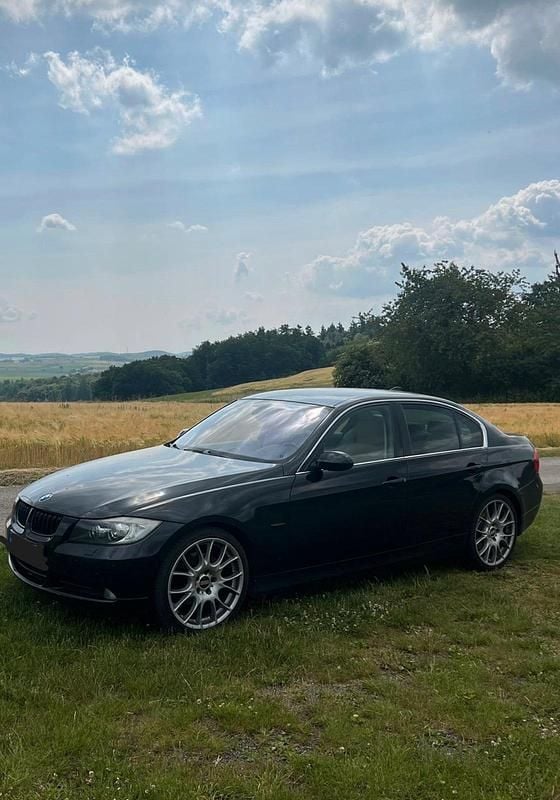 Schwarz Gebraucht 2008 BMW 325 Limousine | 4.000 € (Superpreis) - Bild 1/4