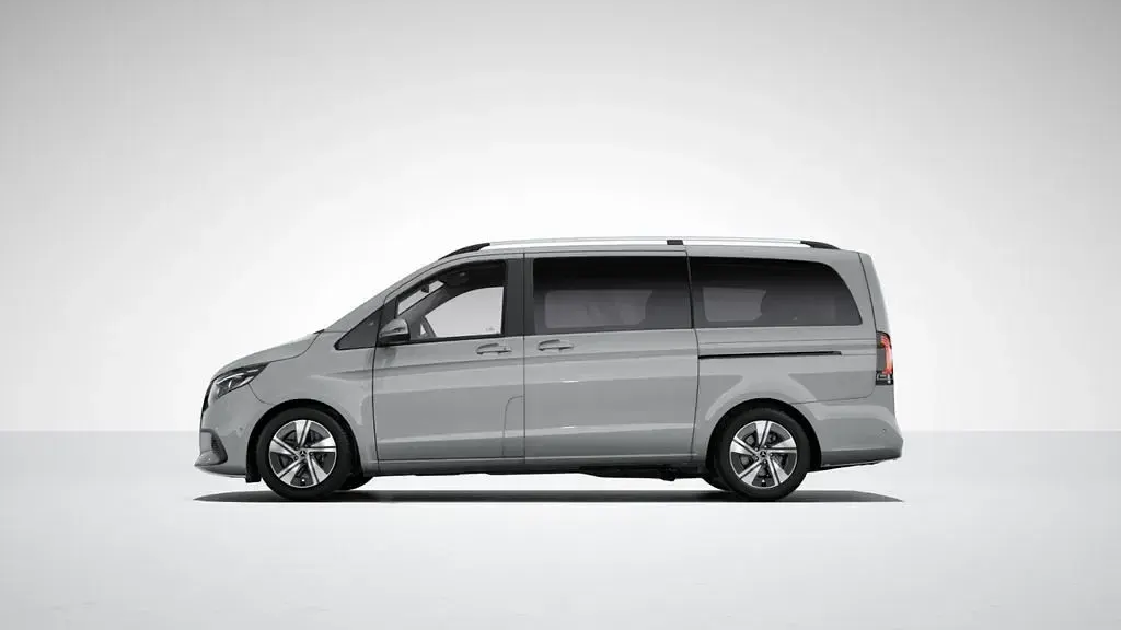 Gebraucht Mercedes V220 Style 163 PS (119 kW) 2025 Alpingrau Van / Kleinbus