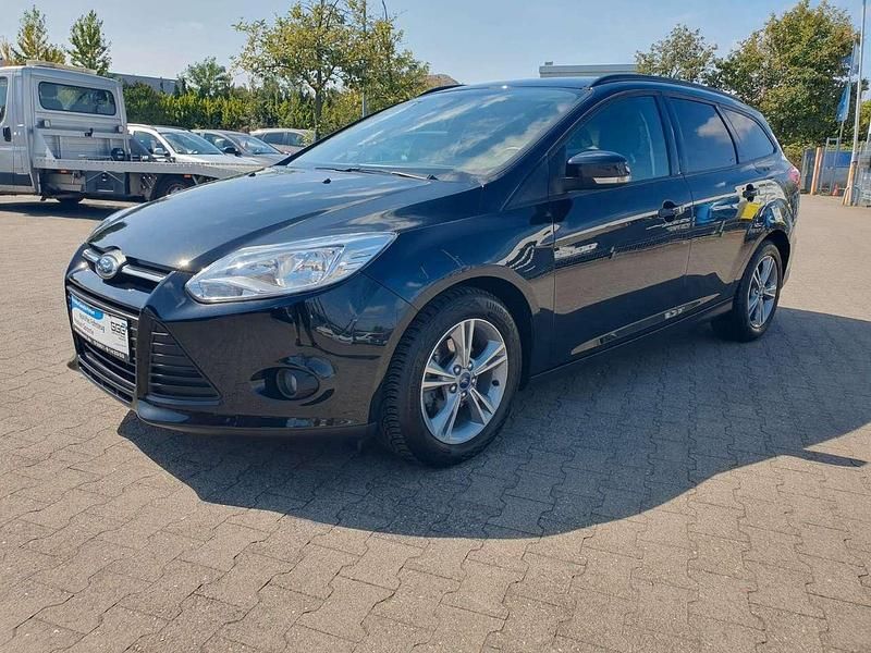 Gebraucht Ford Focus SYNC Edition 125 PS (91 kW) 2014 Schwarz Kombi