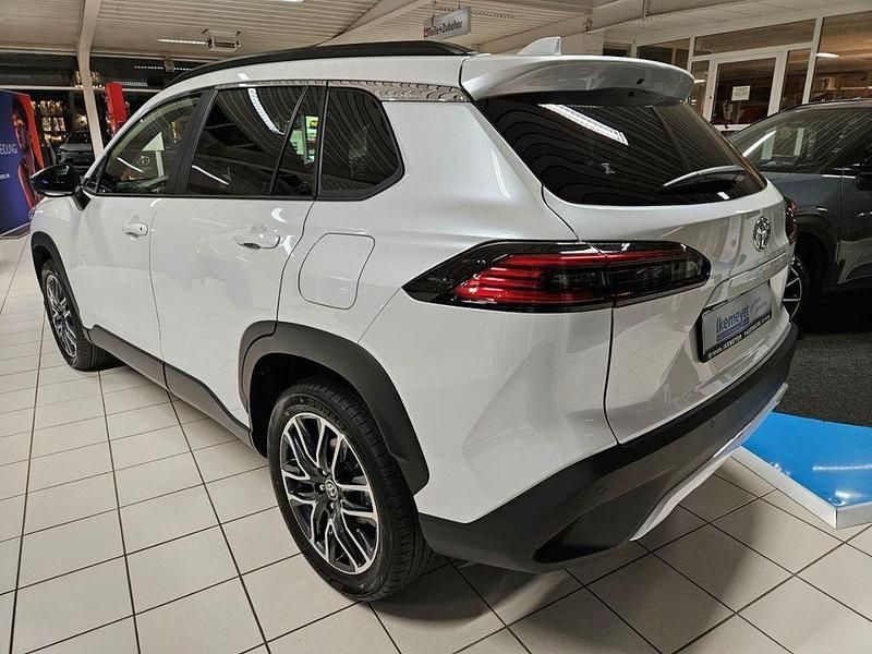 Neu Toyota Corolla Cross 179 PS (131 kW) 2025 Weiss SUV