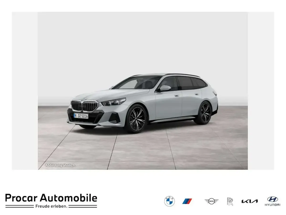 Gebraucht BMW 520 Comfort Edition 197 PS (144 kW) 2025 Kombi