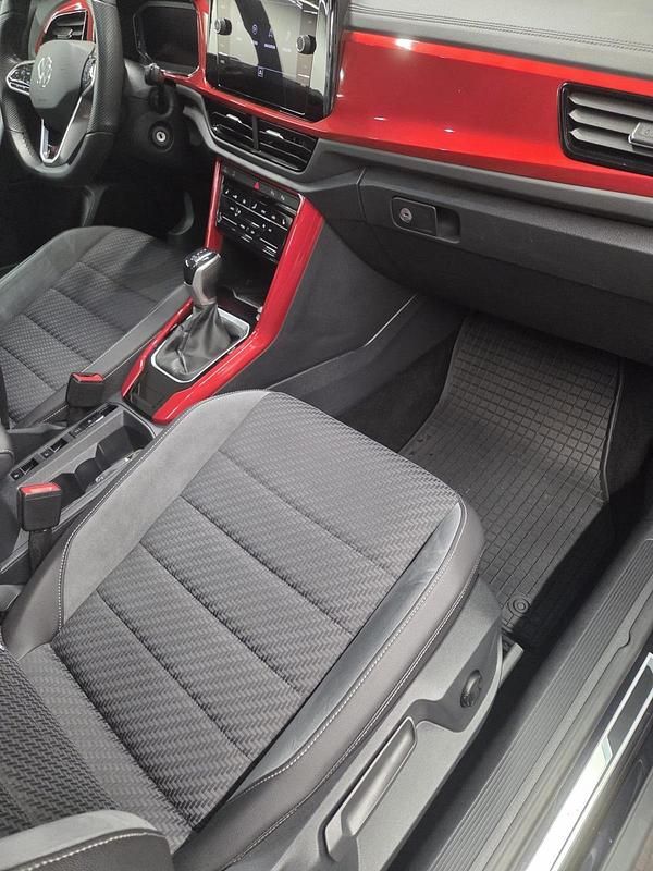 Gebraucht VW T-Roc Cabriolet R 150 PS (110 kW) 2023 Schwarz Cabrio