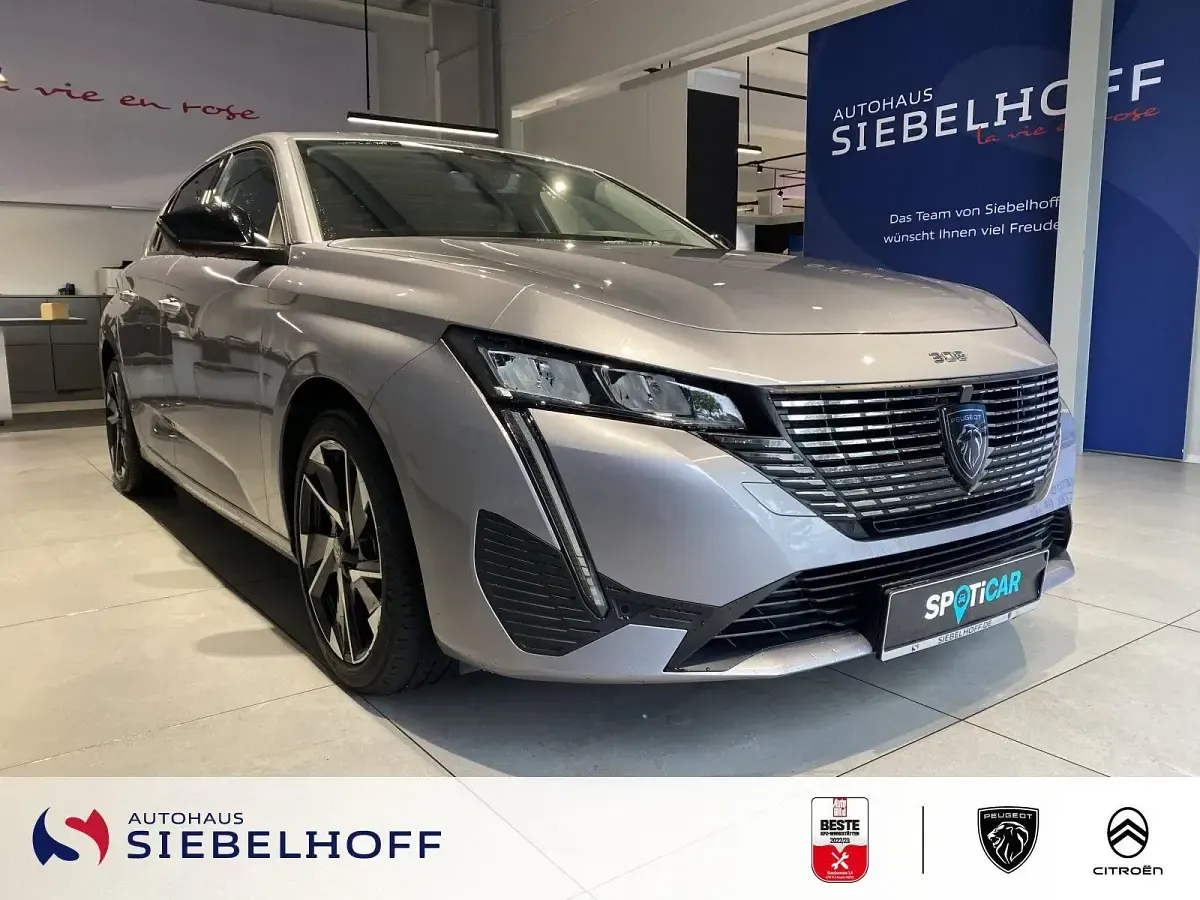 Gebraucht Peugeot 308 Allure 131 PS (96 kW) 2023 Artense silber Limousine