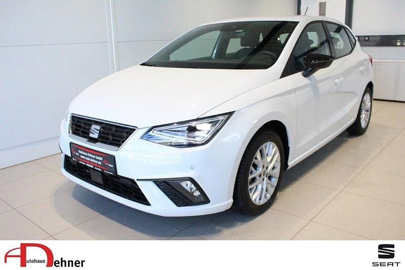 Nevada weiß (nevada weiß) Gebraucht 2023 Seat Ibiza FR Limousine | 18.980 € (Fairer Preis) - Bild 1/4
