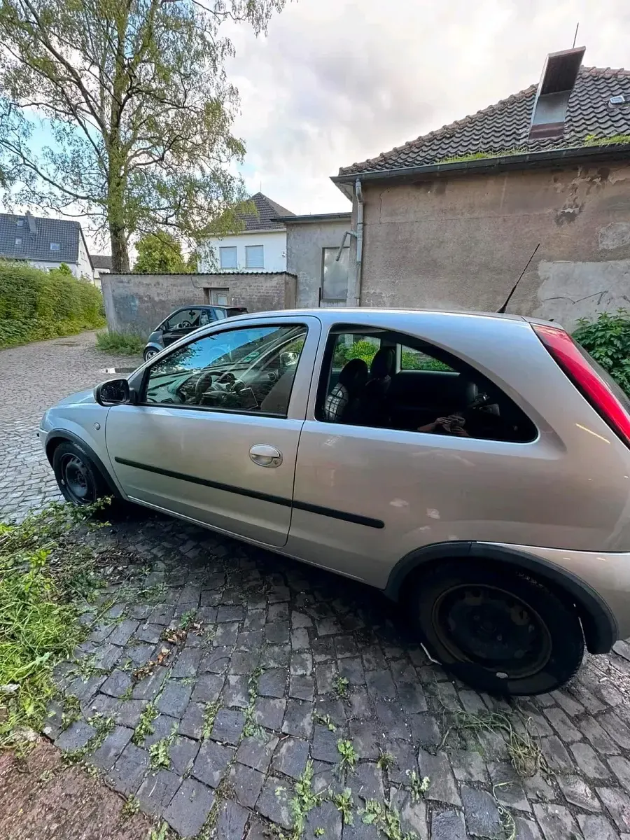 Gebraucht Opel Corsa 69 PS (50 kW) 2003 Silber Kleinwagen