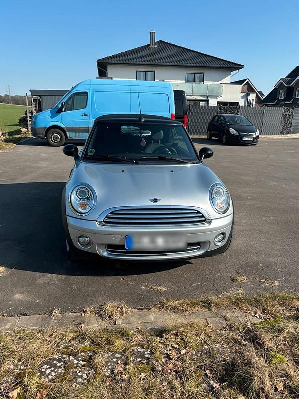 Gebraucht Mini Cooper Cabriolet 116 PS (85 kW) 2009 Silber Cabrio