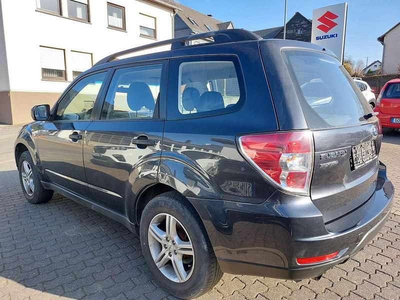 Gebraucht Subaru Forester 150 PS (110 kW) 2011 Dark gray SUV