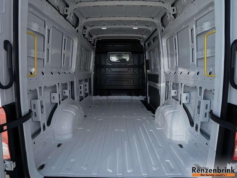 Usata VW Crafter 140 CV (102 kW) 2024 Bianco Furgone
