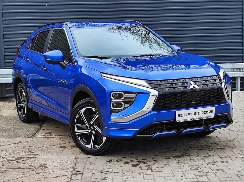 Blau Gebraucht 2024 Mitsubishi Eclipse Cross Select SUV | 35.980 € - Bild 1/4