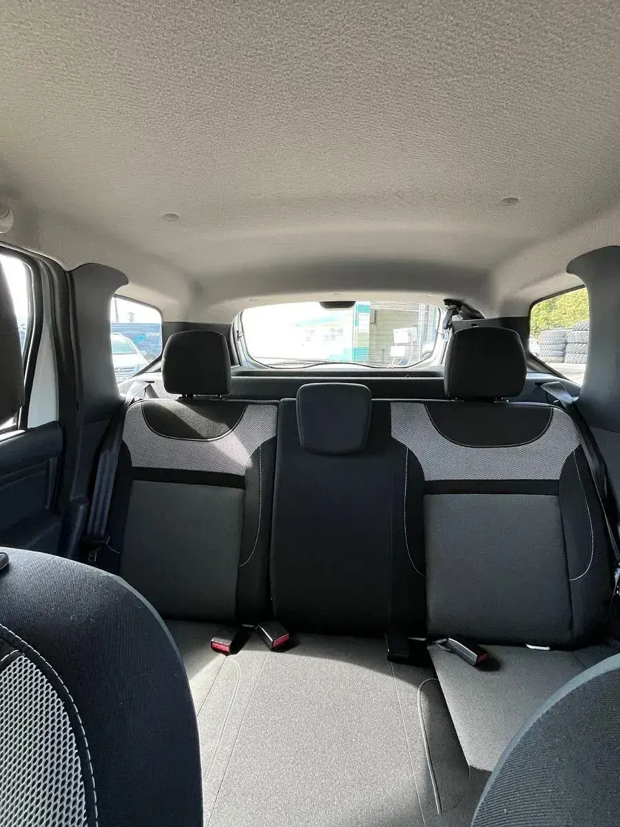Gebraucht Dacia Duster Lauréate 114 PS (83 kW) 2018 Weiß SUV