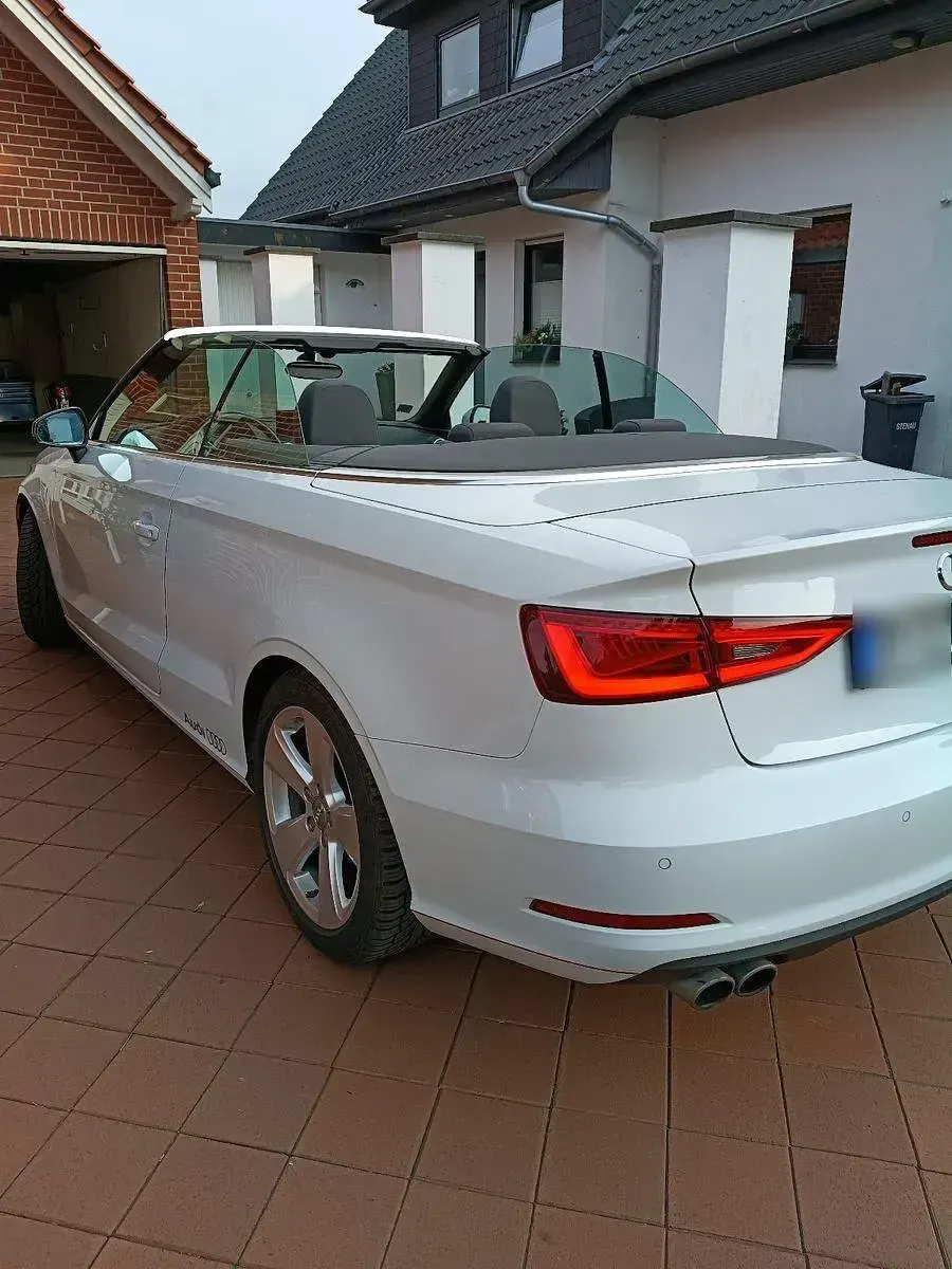 Gebraucht Audi A3 Cabriolet Ambiente 179 PS (131 kW) 2015 Weiß Cabrio