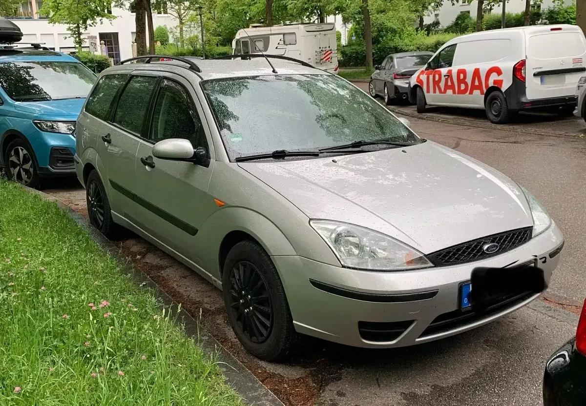 Gebraucht Ford Focus 101 PS (74 kW) 2003 Silber Kombi
