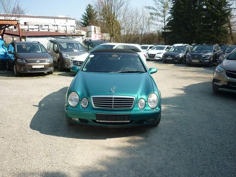 Gebraucht Mercedes CLK230 Avantgarde 193 PS (141 kW) 1998 Blau Cabrio