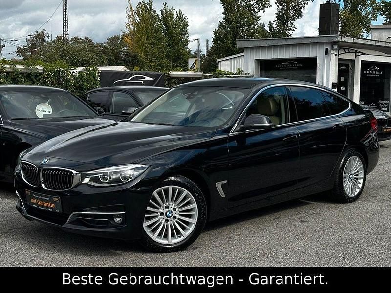 Schwarz Gebraucht 2018 BMW 318 Gran Turismo Luxury Line Limousine | 19.900 € (Fairer Preis) - Bild 1/4