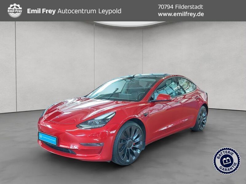 Rot Gebraucht 2022 Tesla Model 3 Limousine | 34.890 € (Etwas zu teuer) - Bild 1/3
