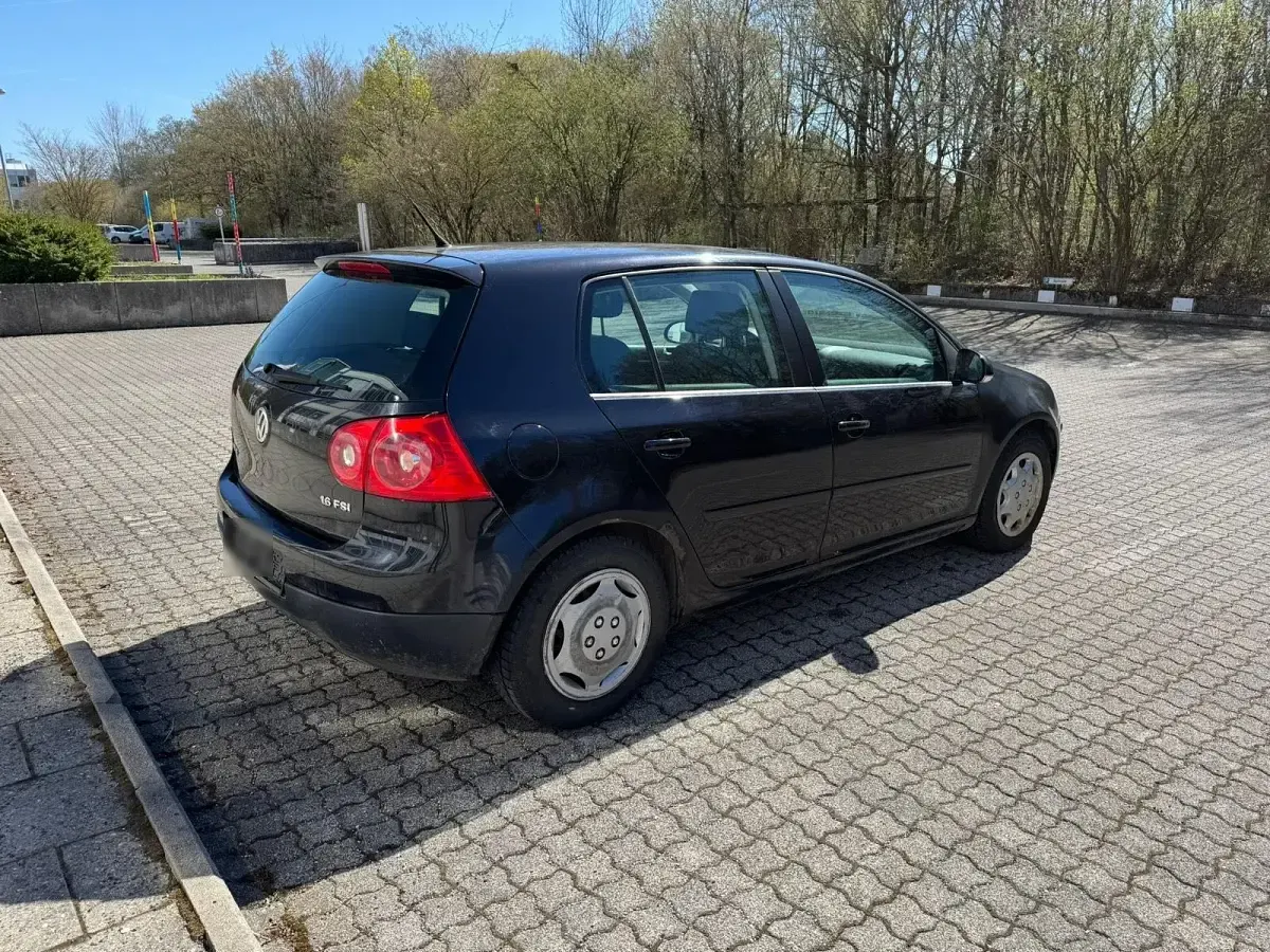 Gebraucht VW Golf IV 116 PS (85 kW) 2005 Blau Limousine