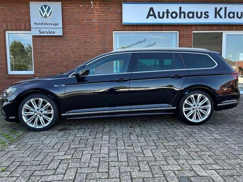 Schwarz Gebraucht 2020 VW Passat Kombi | 19.550 € (Guter Preis) - Bild 1/4