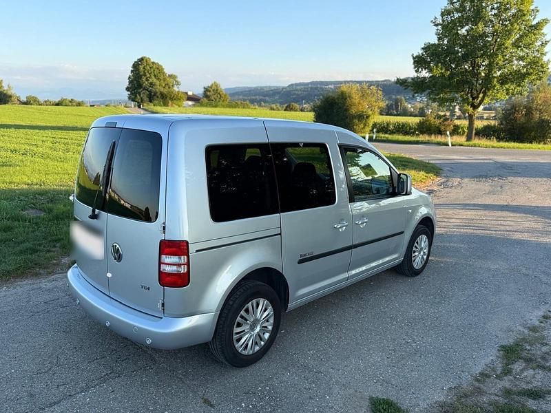 Gebraucht VW Caddy 102 PS (75 kW) 2011 Silber Van / Kleinbus