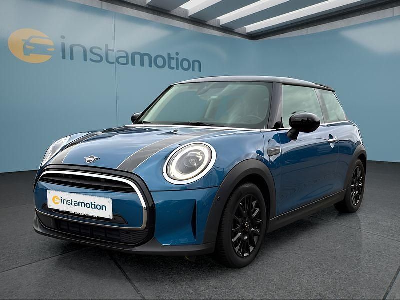 Blau Gebraucht 2023 Mini Cooper Classic Kleinwagen | 22.999 € (Fairer Preis) - Bild 1/4