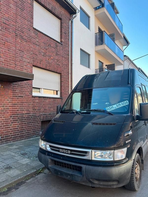 Gebraucht Iveco Daily 140 PS (102 kW) 2006 Schwarz Limousine