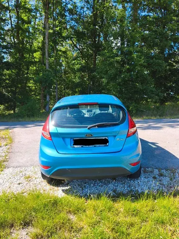 Gebraucht Ford Fiesta 82 PS (60 kW) 2008 Blau Kleinwagen