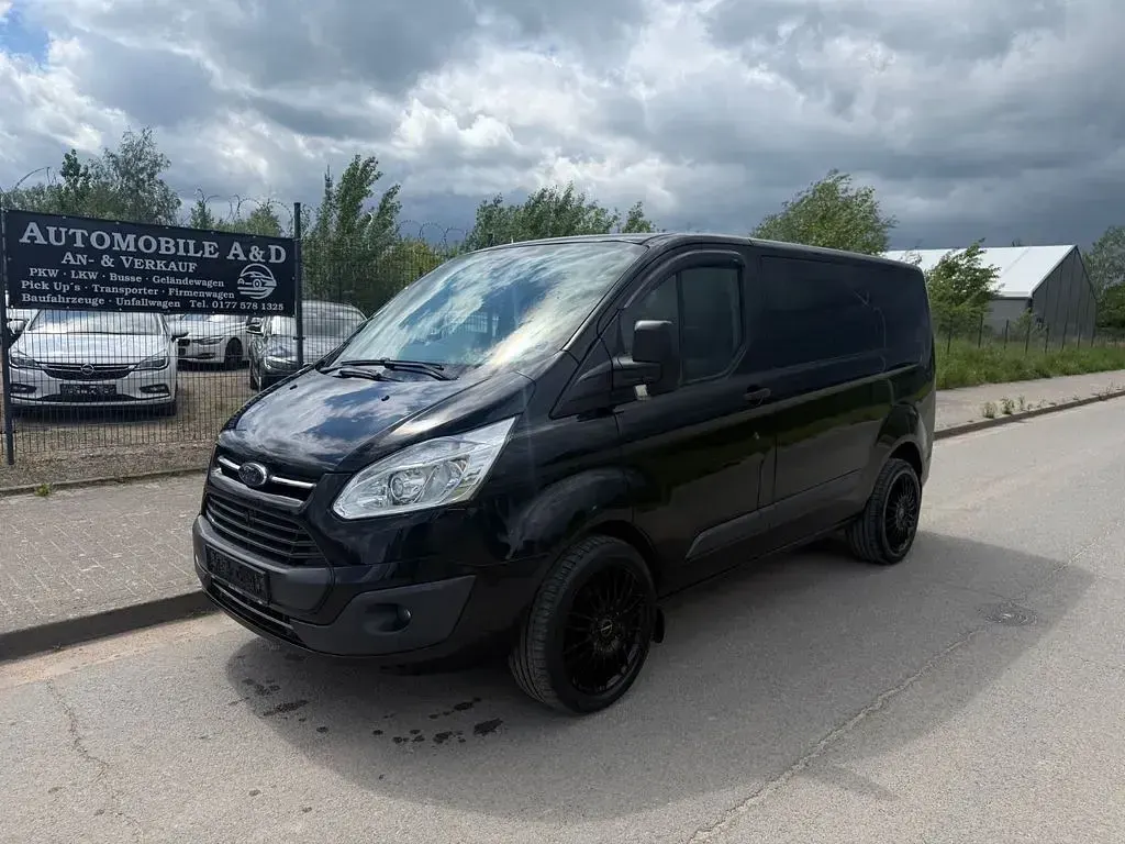 Gebraucht Ford Transit 131 PS (96 kW) 2017 Schwarz Van / Kleinbus