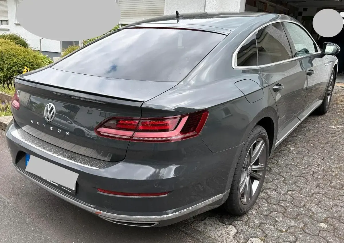 Gebraucht VW Arteon R-line 150 PS (110 kW) 2019 Grau Kleinwagen