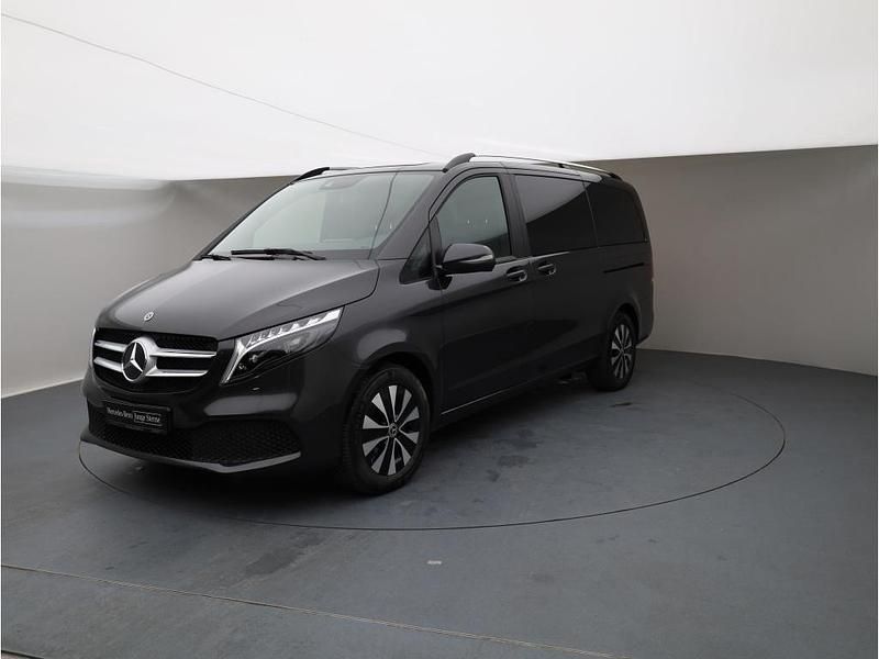 Gebraucht Mercedes V300 237 PS (174 kW) 2023 Graphitgrau metallic Van / Kleinbus