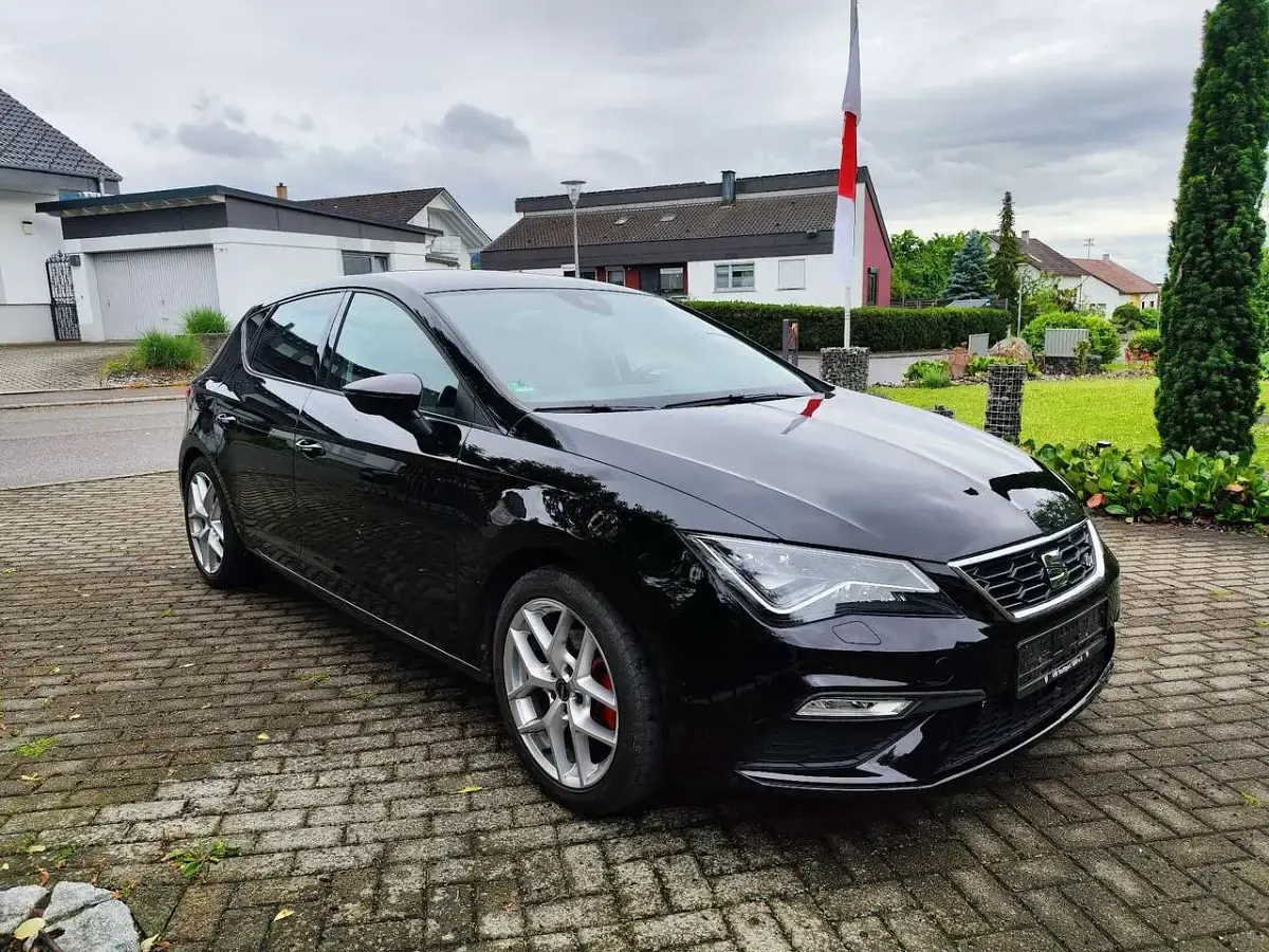 Gebraucht Seat Leon FR 150 PS (110 kW) 2018 Schwarz Limousine