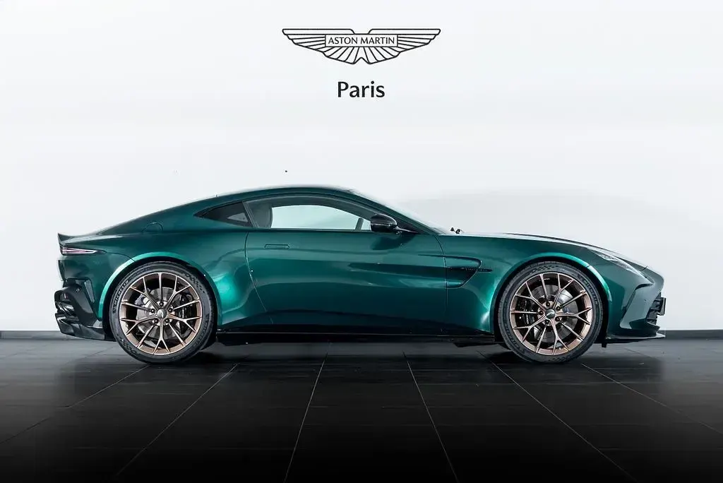 Neu Aston Martin V8 Vantage 680 PS (500 kW) 2026 Grün
