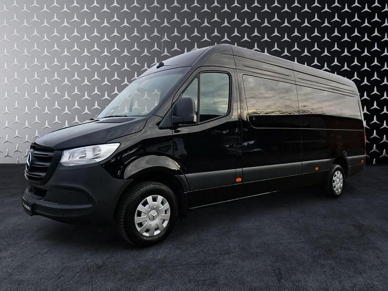 Schwarz Gebraucht 2024 Mercedes Sprinter Van | 68.480 € - Bild 1/4