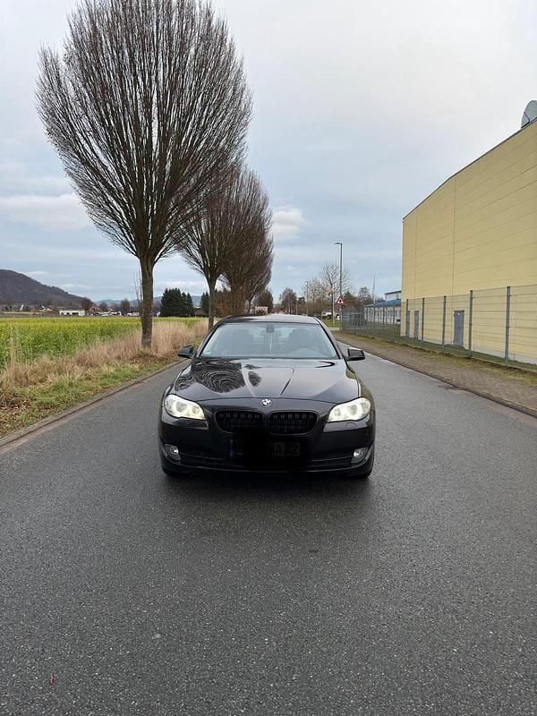 Gebraucht BMW 525 204 PS (150 kW) 2011 Schwarz Limousine