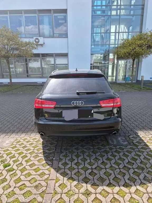Gebraucht Audi A6 204 PS (150 kW) 2012 Schwarz Kombi
