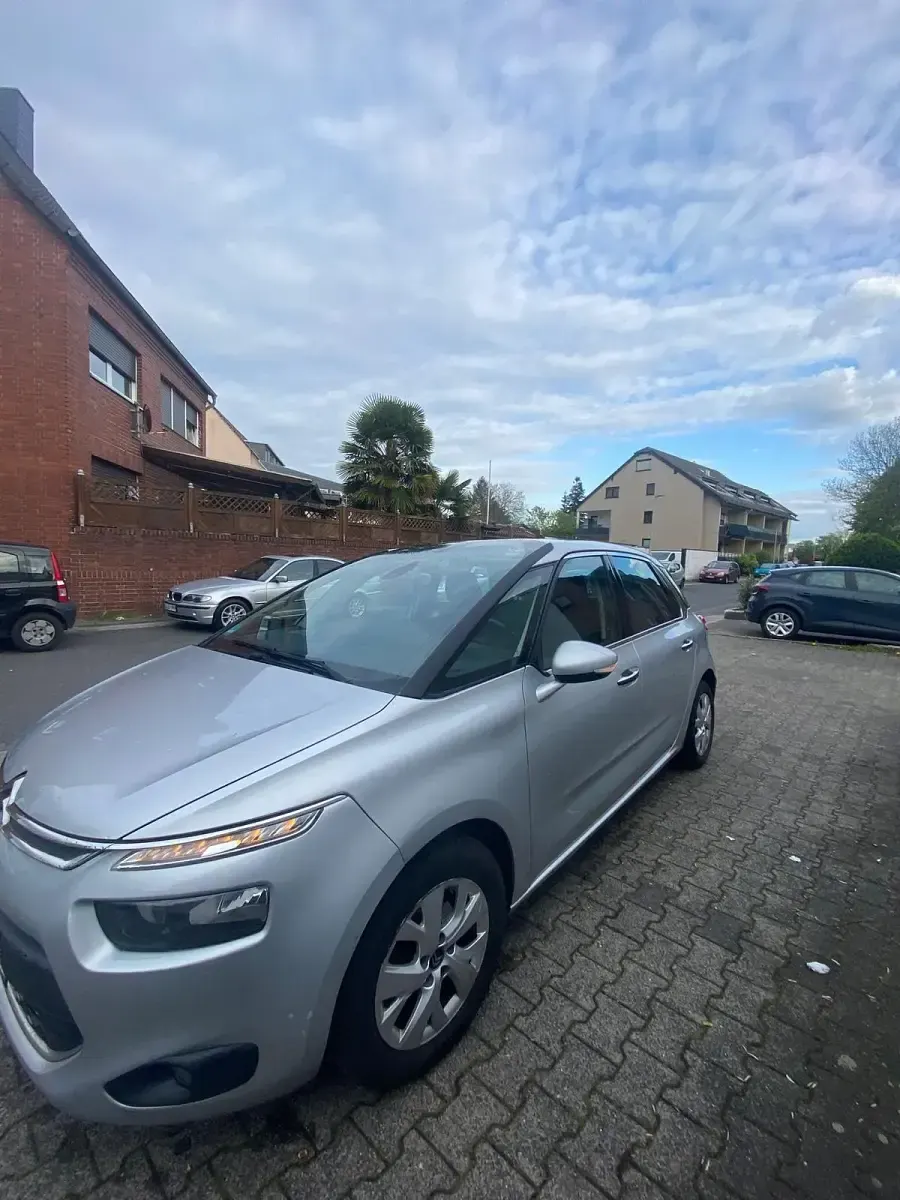 Gebraucht Citroën C4 90 PS (66 kW) 2014 Grau Kombi