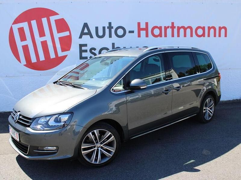 Indiumgrau Gebraucht 2019 VW Sharan Highline Van / Kleinbus | 28.380 € (Fairer Preis) - Bild 1/4