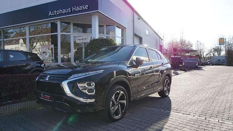 Gebraucht Mitsubishi Eclipse Cross Plus 188 PS (138 kW) 2022 Pantherschwarz SUV