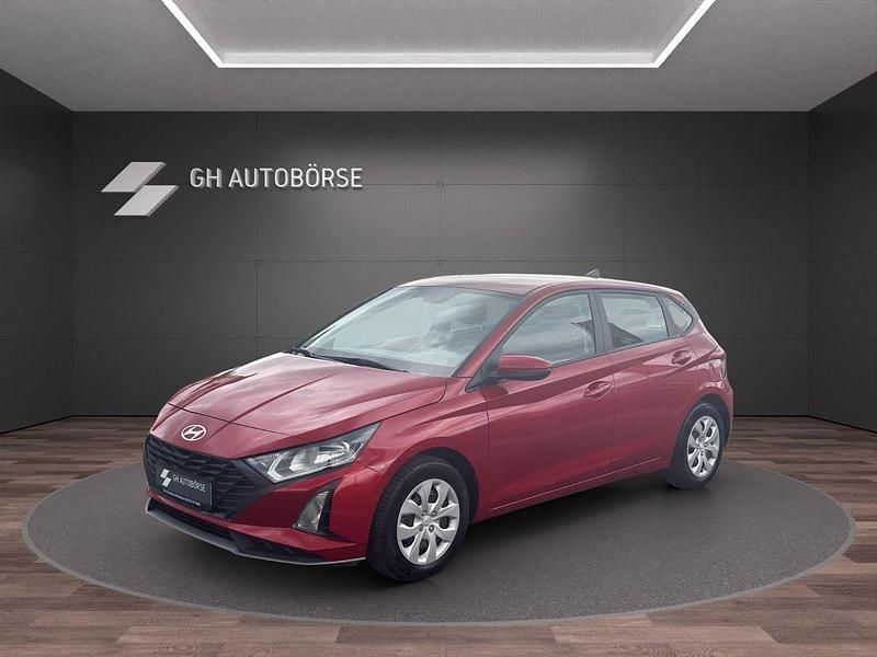 Rot Gebraucht 2024 Hyundai i20 Select Kleinwagen | 14.490 € (Fairer Preis) - Bild 1/4