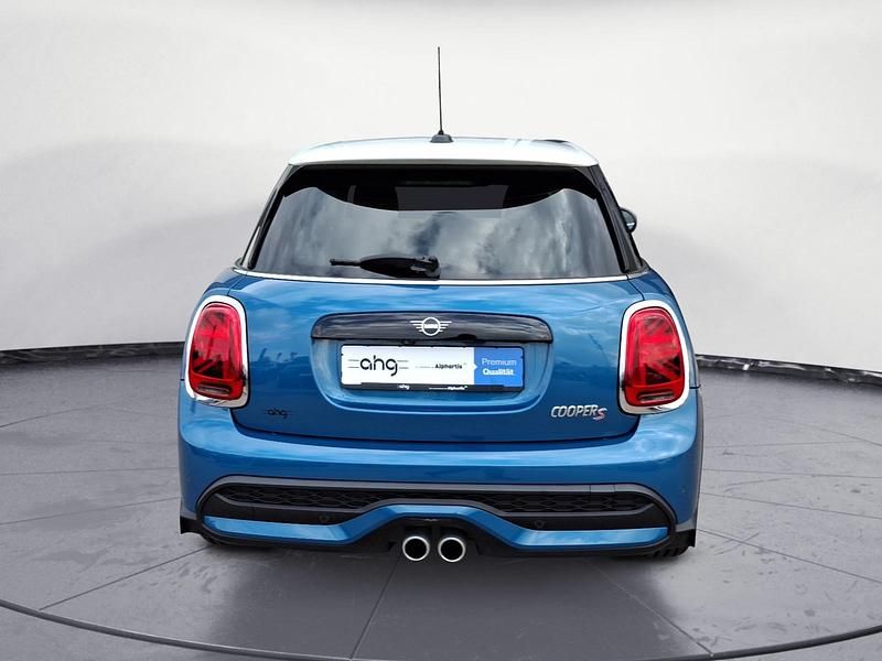 Gebraucht Mini Cooper S Classic 178 PS (130 kW) 2021 Blau Kleinwagen