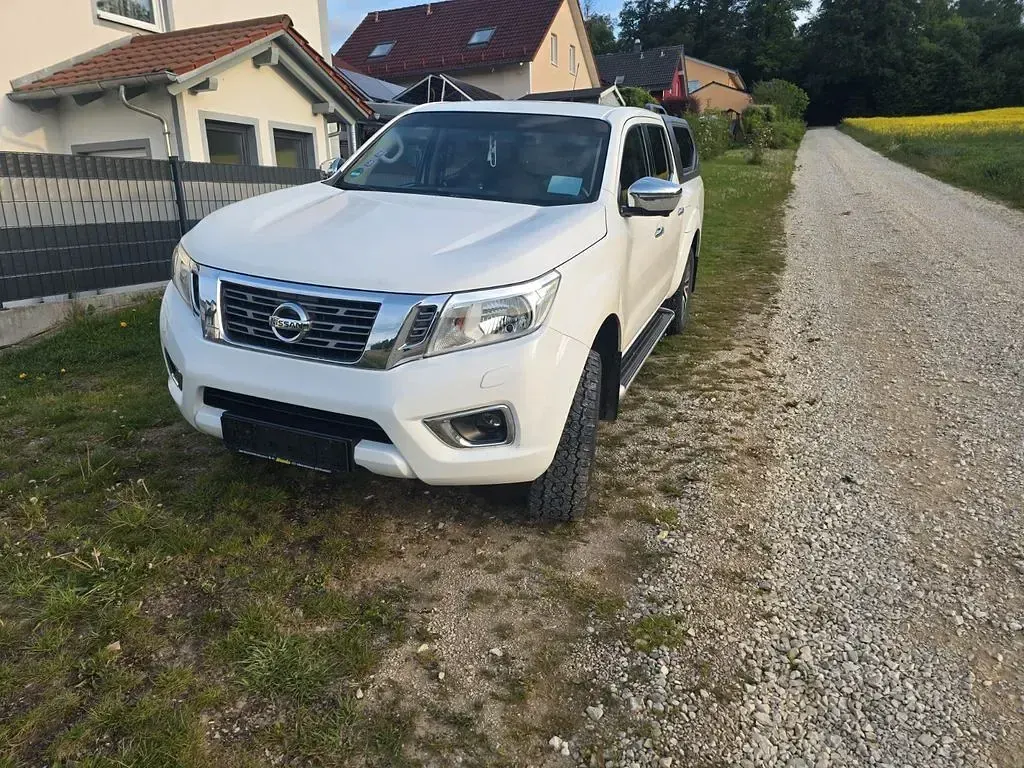 Gebraucht Nissan Navara 190 PS (139 kW) 2018 Weiß Pickup