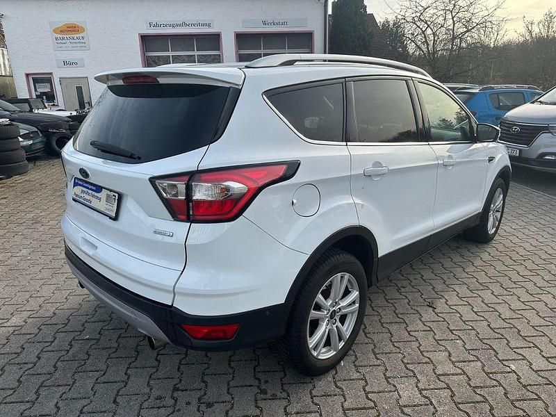 Gebraucht Ford Kuga Cool & Connect 150 PS (110 kW) 2018 Weiß SUV