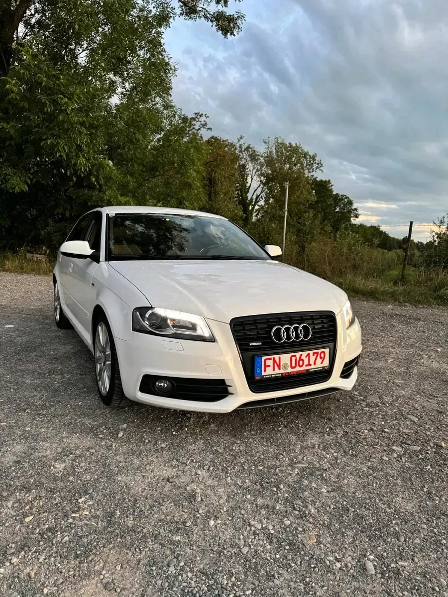 Gebraucht Audi A3 S-Line 140 PS (102 kW) 2012 Weiß Kleinwagen