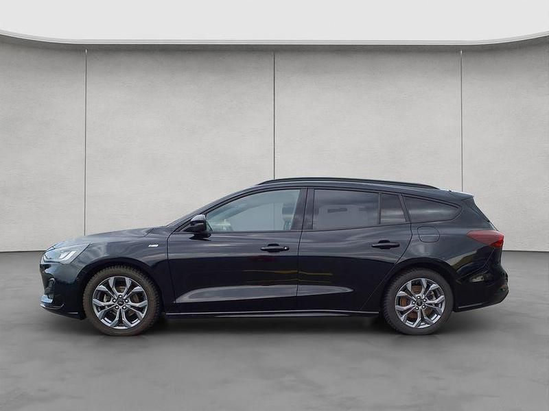 Gebraucht Ford Focus ST-Line X 125 PS (91 kW) 2023 Schwarz Kombi