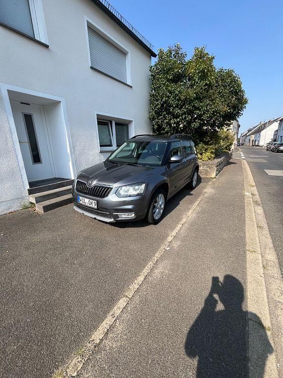 Gebraucht 2017 Skoda Yeti Drive SUV | 11.800 € (Fairer Preis) - Bild 1/4