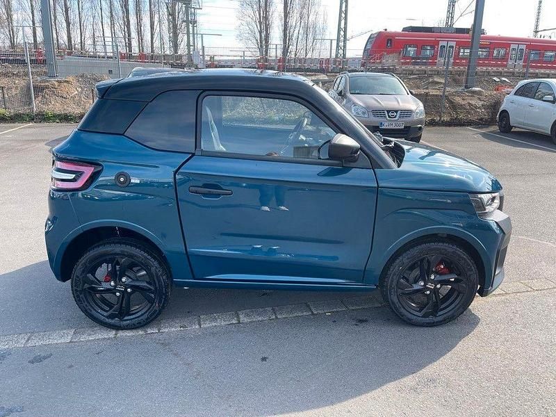 Neu Ligier JS50 2026 Schwarz Kleinwagen