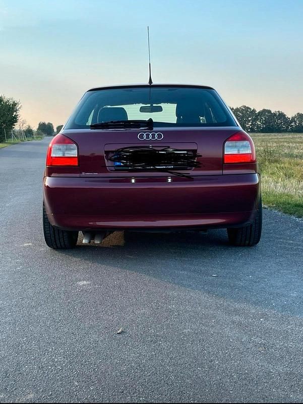 Gebraucht Audi A3 150 PS (110 kW) 2002 Rot Kleinwagen