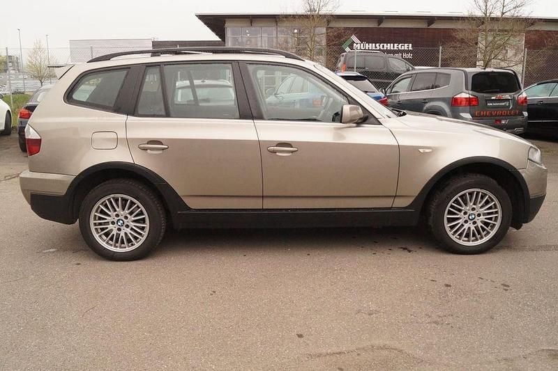Gebraucht BMW X3 150 PS (110 kW) 2007 Platinbronze SUV