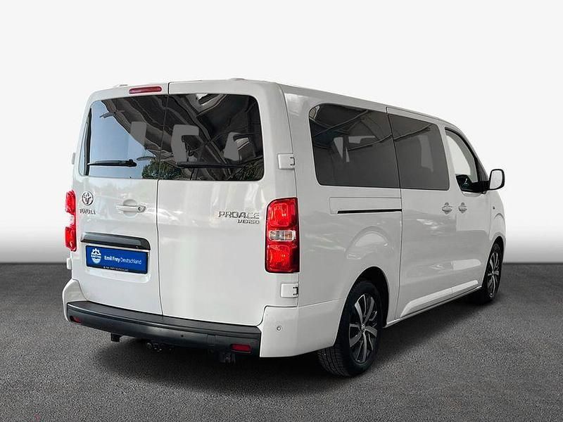 Gebraucht Toyota Proace 177 PS (130 kW) 2019 Weiß Van / Kleinbus