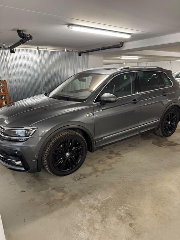 Gebraucht VW Tiguan 179 PS (131 kW) 2018 Grau SUV