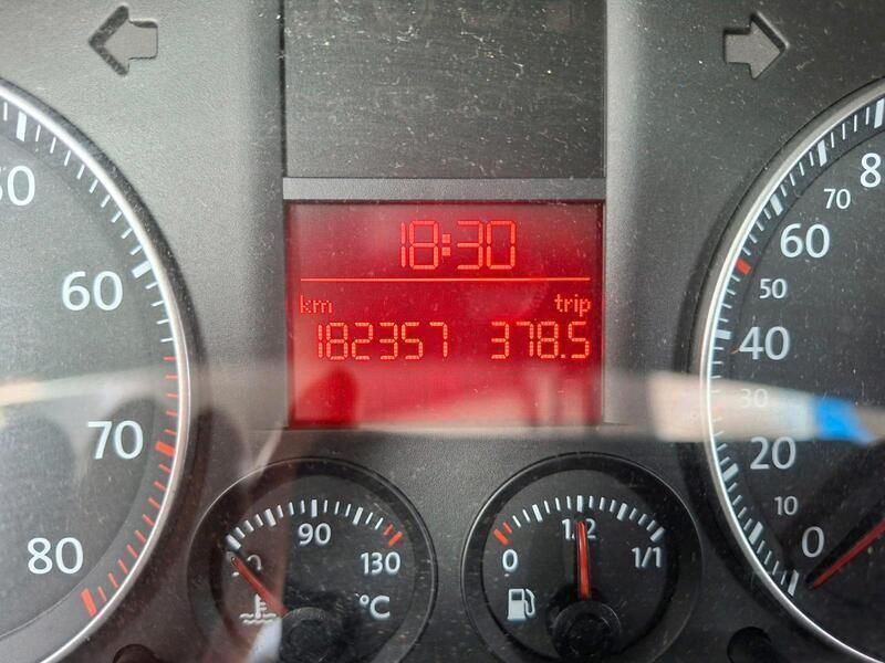 Blau Gebraucht 2003 VW Touran Van / Kleinbus | 2.000 € (Fairer Preis) - Bild 1/4