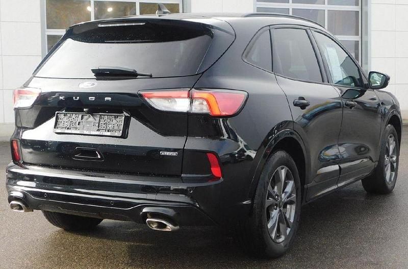 Gebraucht Ford Kuga ST-Line X 152 PS (111 kW) 2022 Schwarz SUV